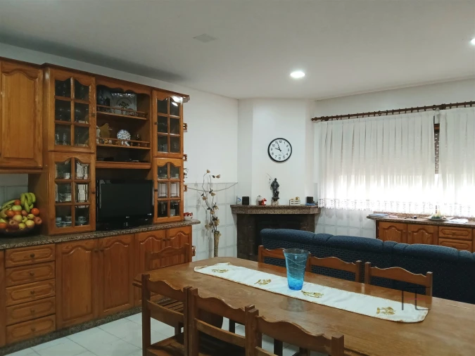 Moradia T3 para Venda em Lourosa Foto 5