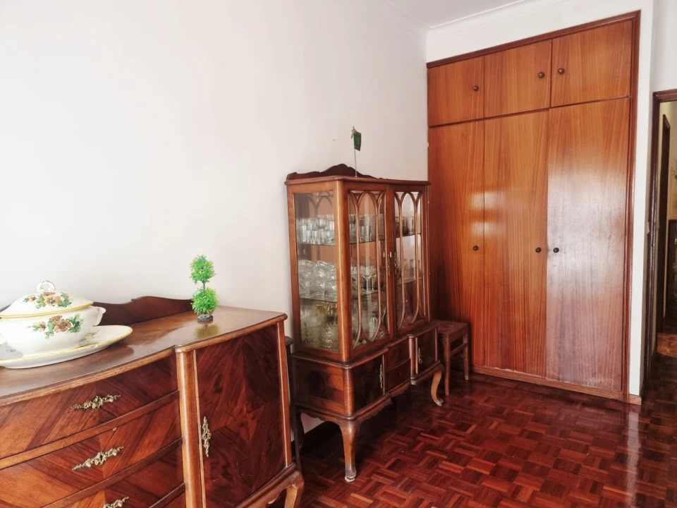 Moradia T4 para Venda em Santa Marinha e São Pedro da Afurada Foto 26