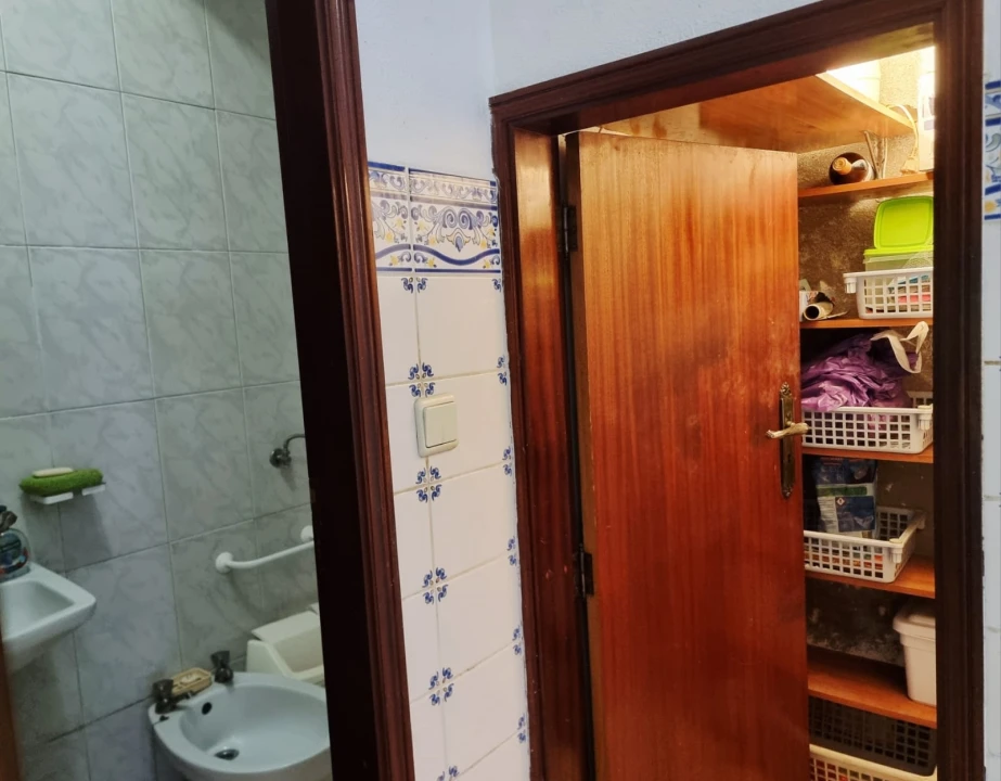 Moradia T4 para Venda em Santa Marinha e São Pedro da Afurada Foto 4