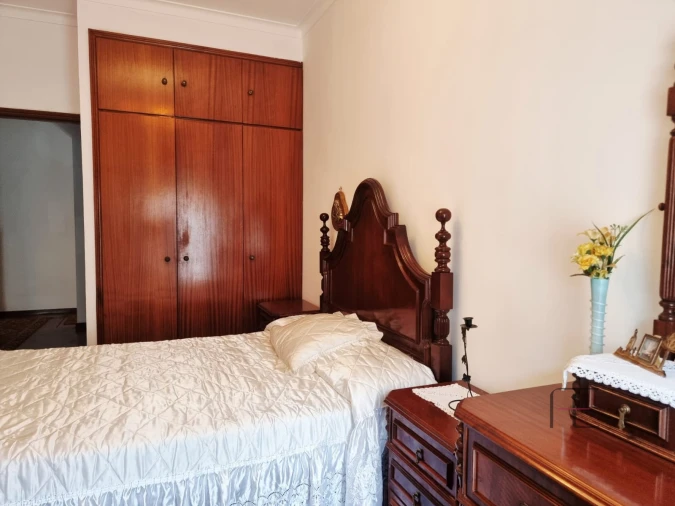 Moradia T4 para Venda em Santa Marinha e São Pedro da Afurada Foto 47