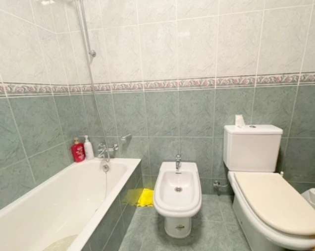 Apartamento T2 para Arrendamento em Vilar de Andorinho Foto 21