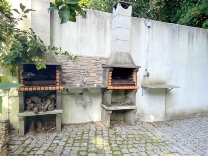 Apartamento T2 para Arrendamento em Vilar de Andorinho Foto 8