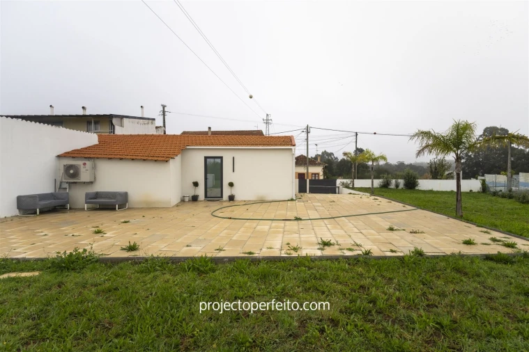 Moradia T4 para Venda em Anta e Guetim Foto 7