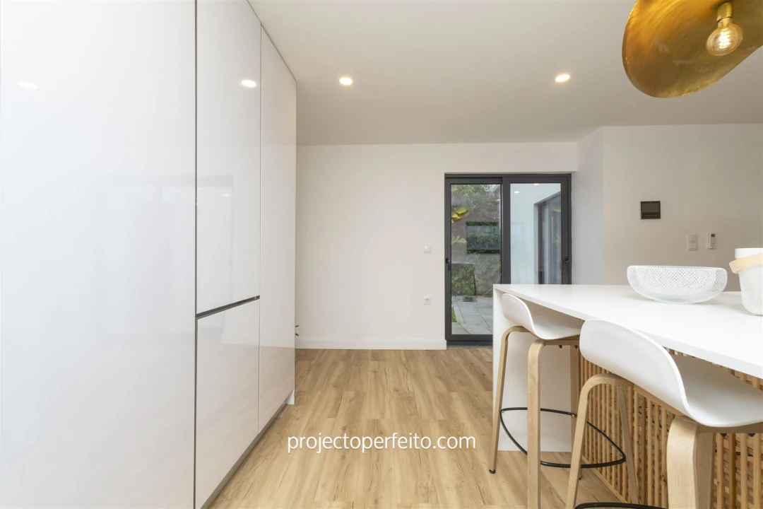 Moradia T4 para Venda em Anta e Guetim Foto 10