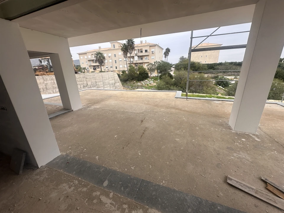 Moradia T4 para Venda em Quelfes Foto 7