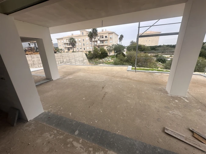 Moradia T4 para Venda em Quelfes Foto 7