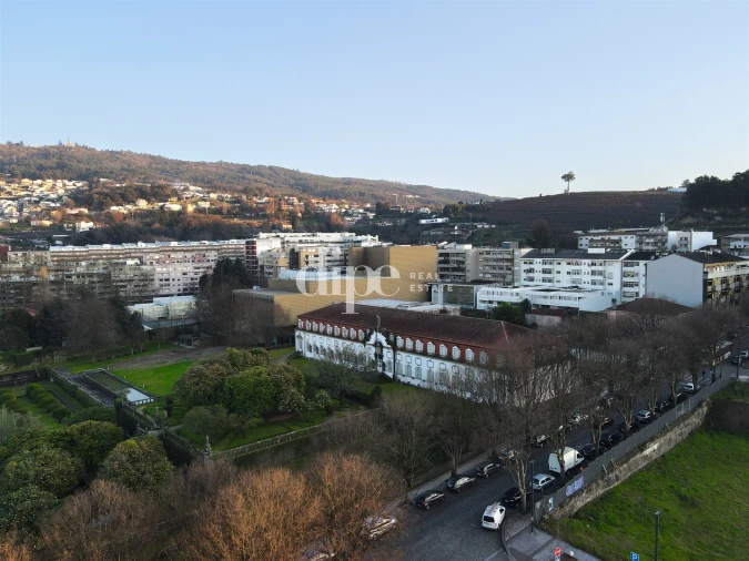 Apartamento T1 para Arrendamento em Urgezes Foto 22