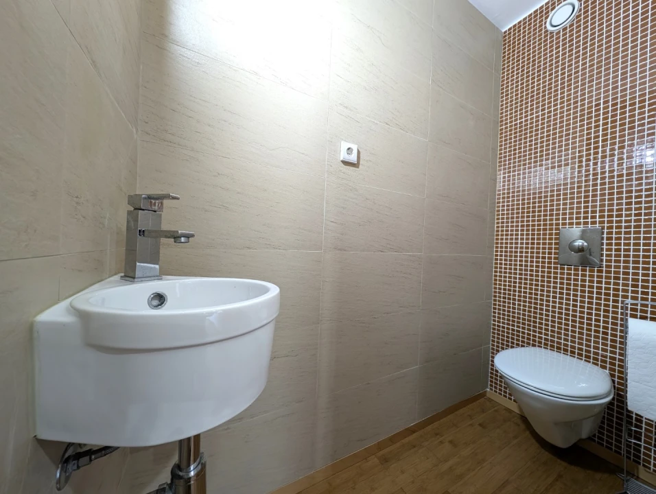 Apartamento T4 para Arrendamento em Glória e Vera Cruz Foto 22