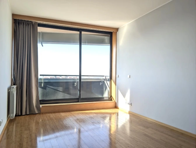 Apartamento T4 para Arrendamento em Glória e Vera Cruz Foto 15