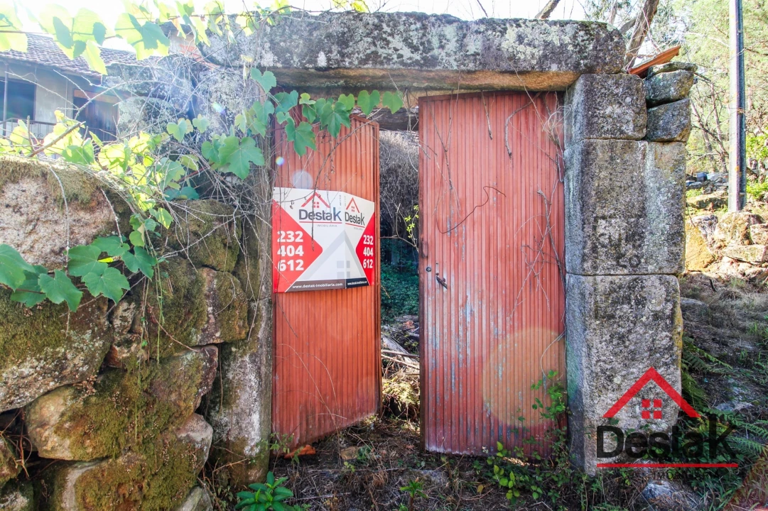 Moradia T3 para Venda em Destriz e Reigoso Foto 4