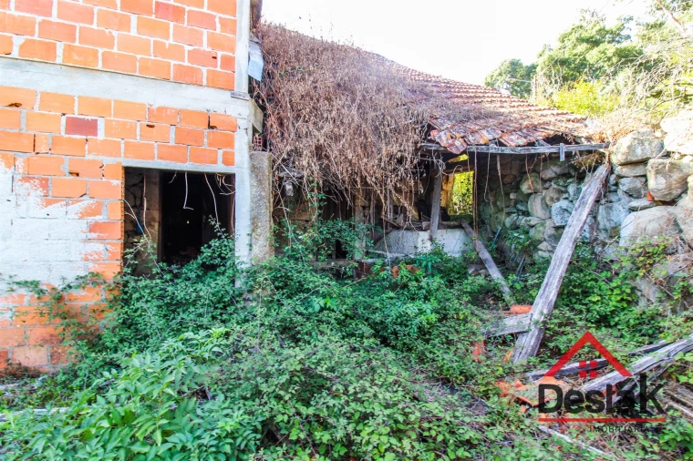 Moradia T3 para Venda em Destriz e Reigoso Foto 35