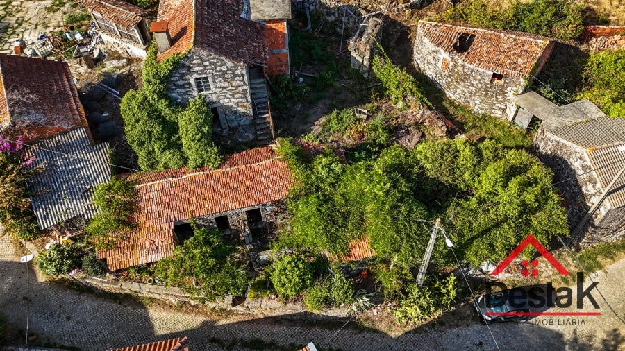 Moradia T3 para Venda em Destriz e Reigoso Foto 26