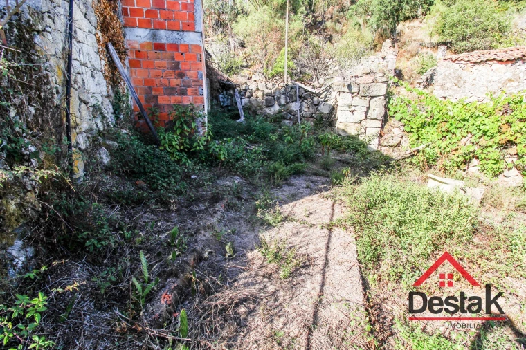 Moradia T3 para Venda em Destriz e Reigoso Foto 32