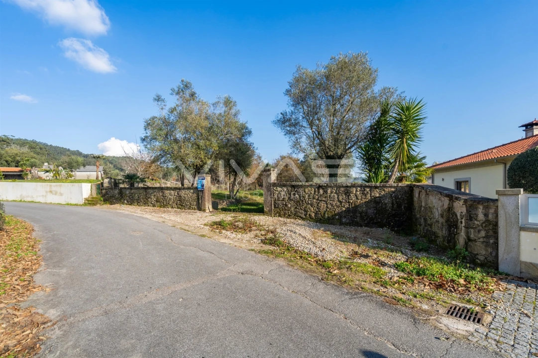 Terreno para Venda em Friastelas Foto 1