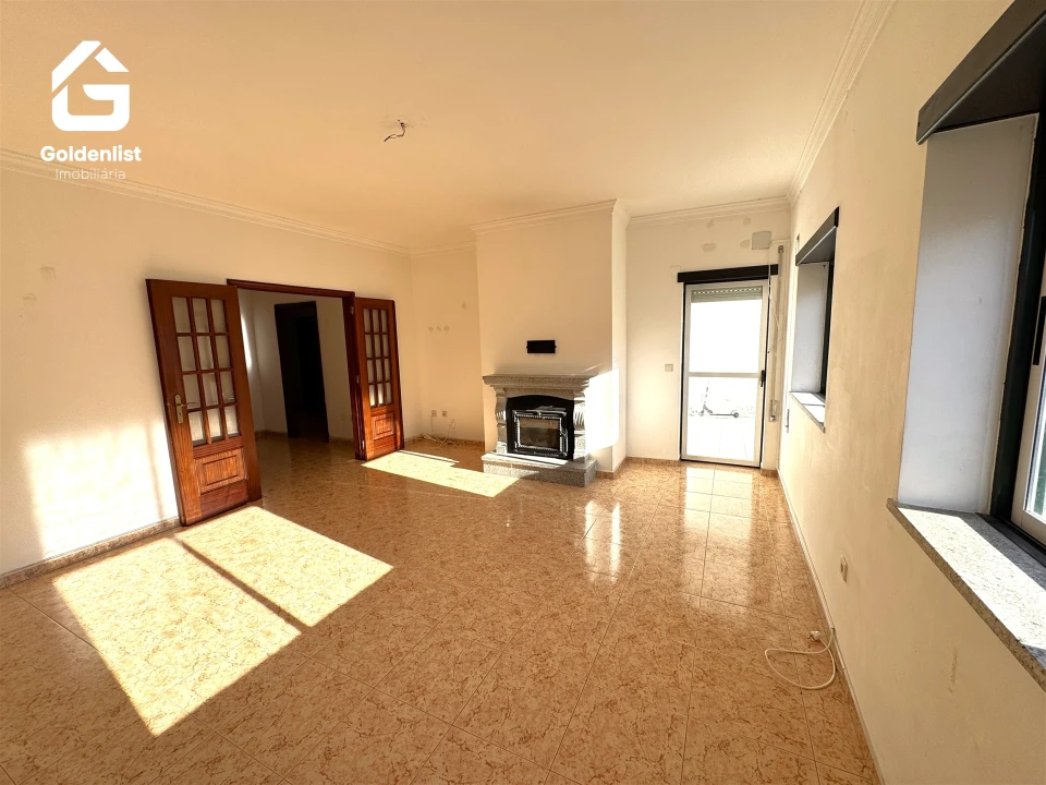 Apartamento T3 para Venda em Alcains Foto 4