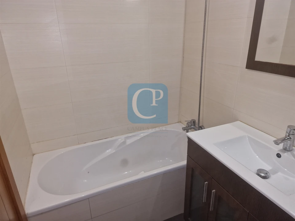 Apartamento T2 para Arrendamento em São Mamede de Infesta e Senhora da Hora Foto 10