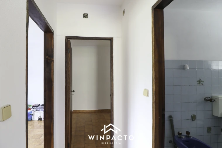 Moradia T2 para Venda em Cabanas de Viriato Foto 4