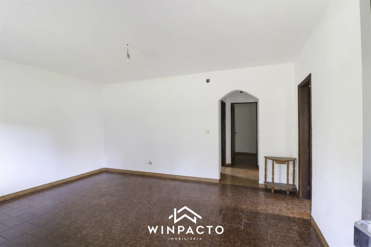 Moradia T2 para Venda em Cabanas de Viriato Foto 3