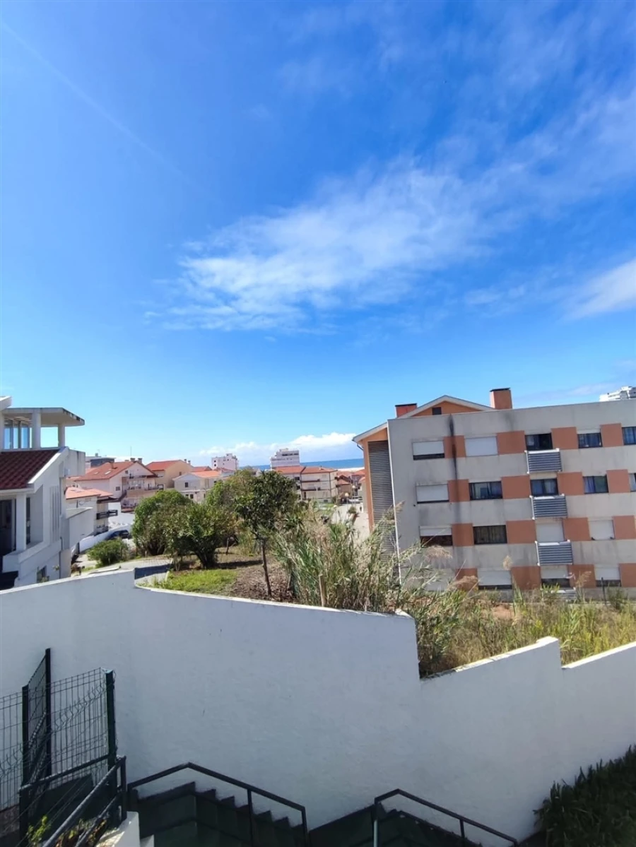 Apartamento T5 para Venda em Buarcos Foto 14