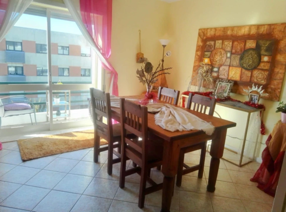 Apartamento T5 para Venda em Buarcos Foto 3