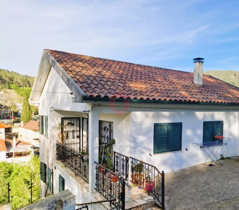 Moradia T3 para Venda em Cristoval Foto 16