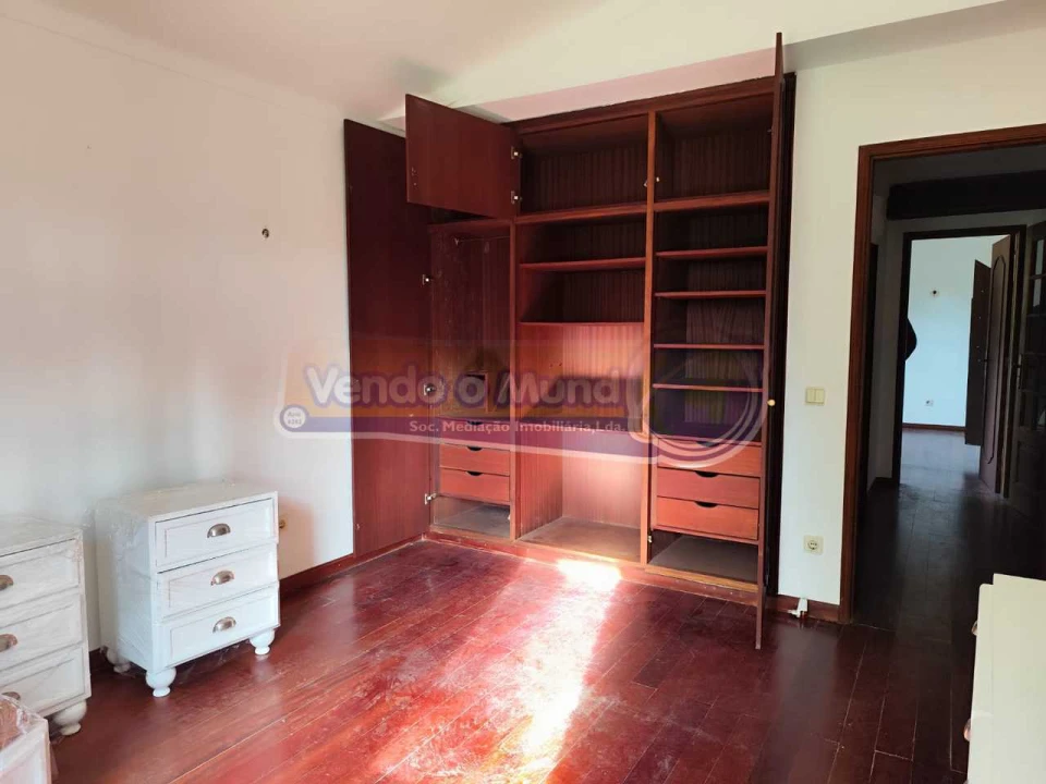 Moradia T4 para Venda em Salvaterra de Magos e Foros de Salvaterra Foto 12