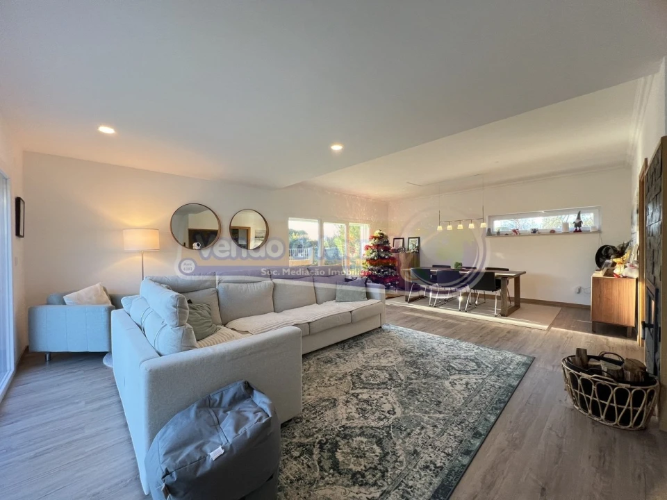 Moradia T4 para Venda em Santo Estêvão Foto 15