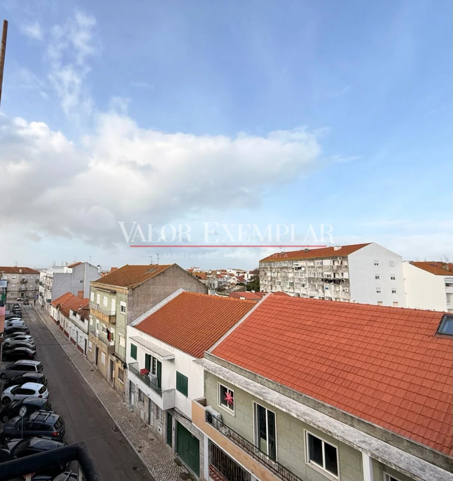 Apartamento T2 para Venda em Alcochete Foto 19