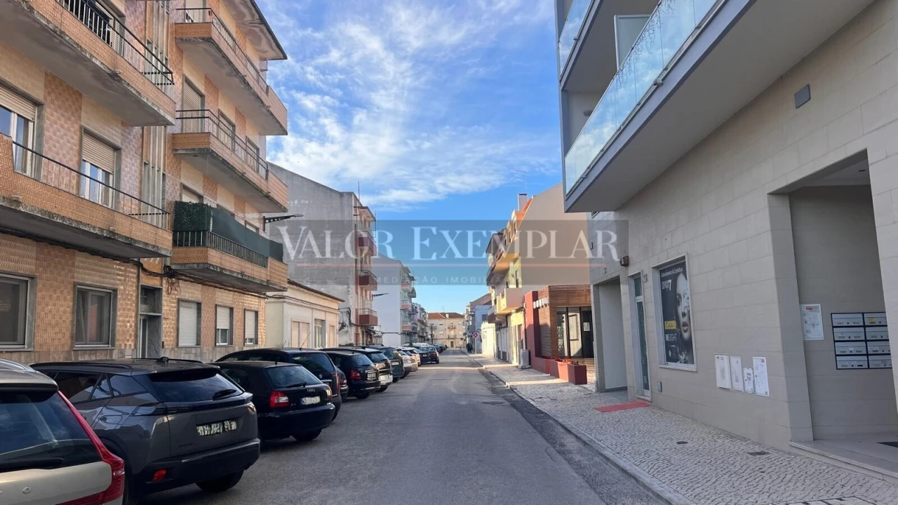 Apartamento T2 para Venda em Alcochete Foto 1