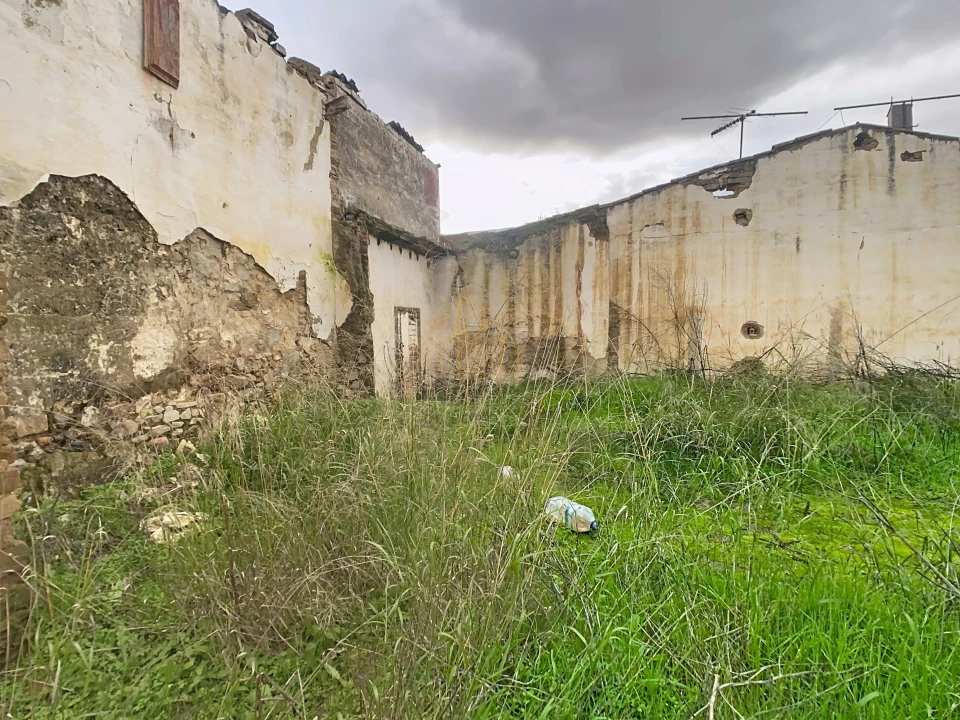 Moradia T0 para Venda em Corval Foto 7