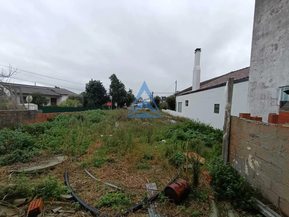 Moradia T3 para Venda em Marrazes e Barosa Foto 8