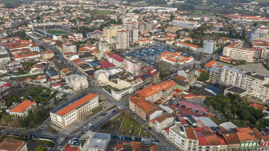 Loja para Venda em Santo Tirso, Couto (Santa Cristina e São Miguel) e Burgães Foto 20