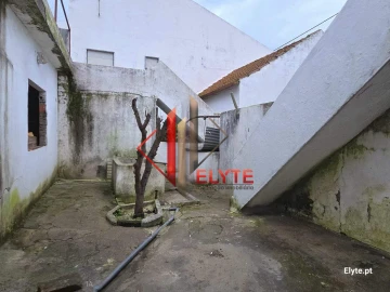 Moradia T4 para Venda em Benfica do Ribatejo