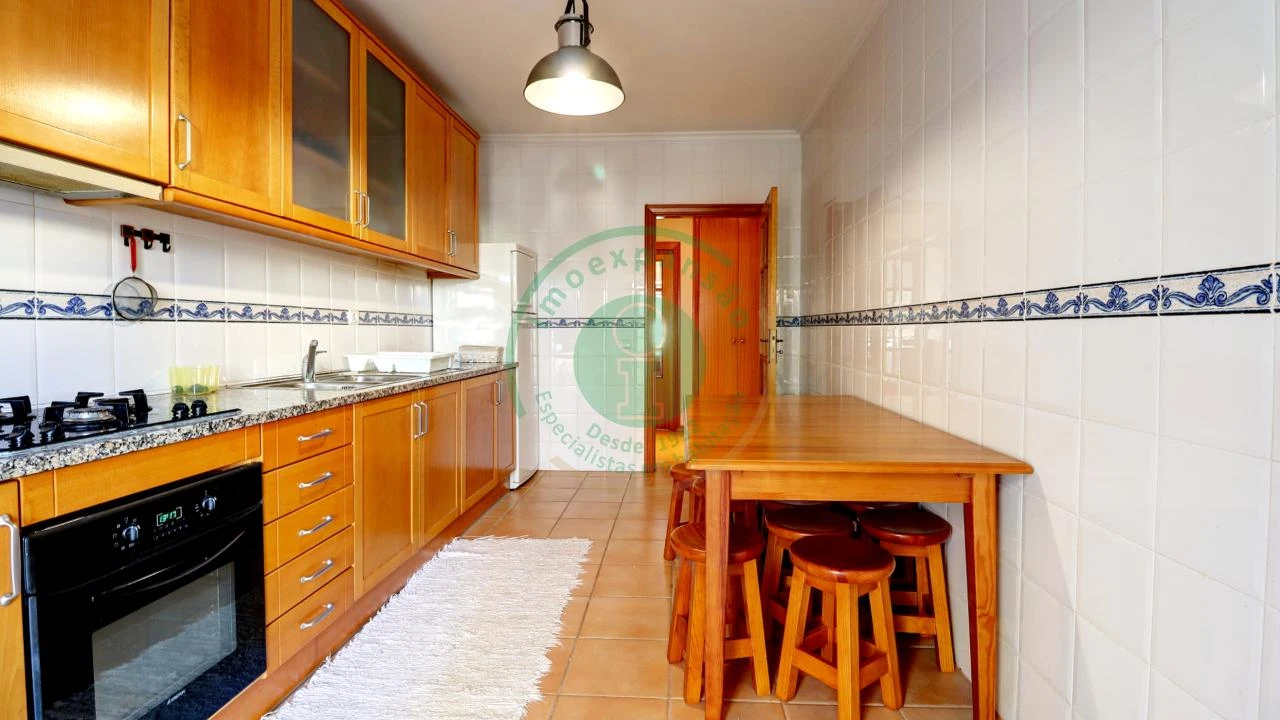 Apartamento T3 para Arrendamento em Buarcos Foto 8