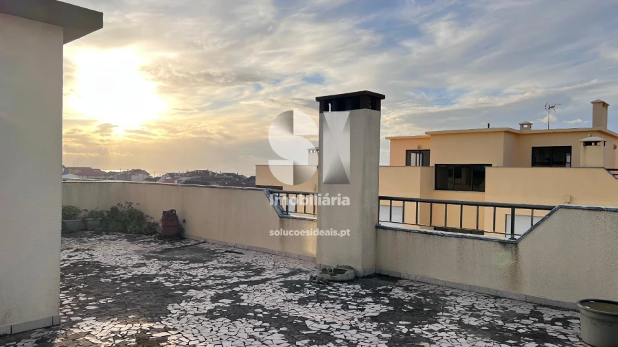 Apartamento T2 para Venda em Vieira de Leiria Foto 17