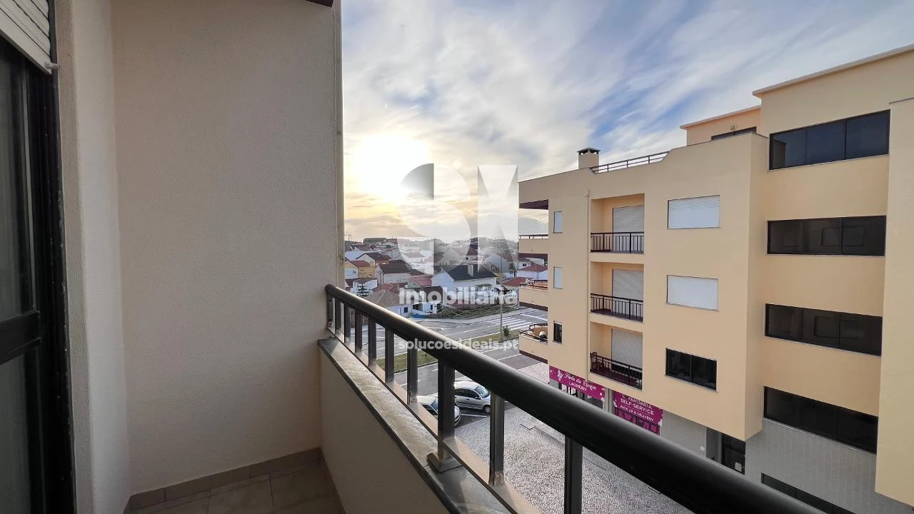 Apartamento T2 para Venda em Vieira de Leiria Foto 14