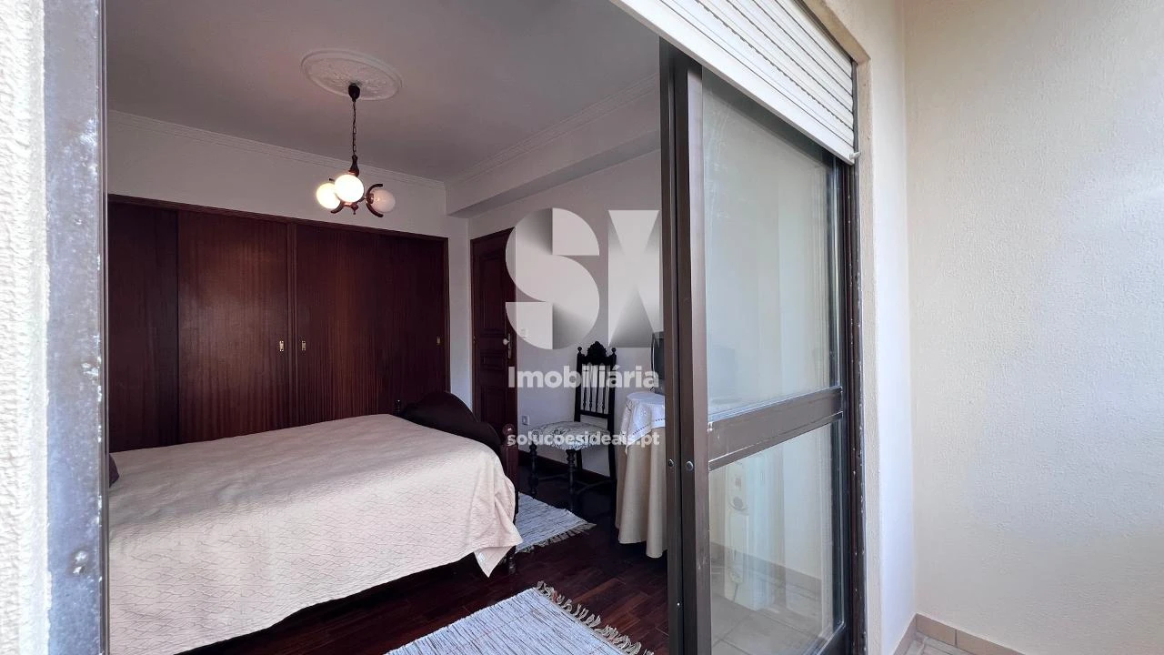Apartamento T2 para Venda em Vieira de Leiria Foto 12