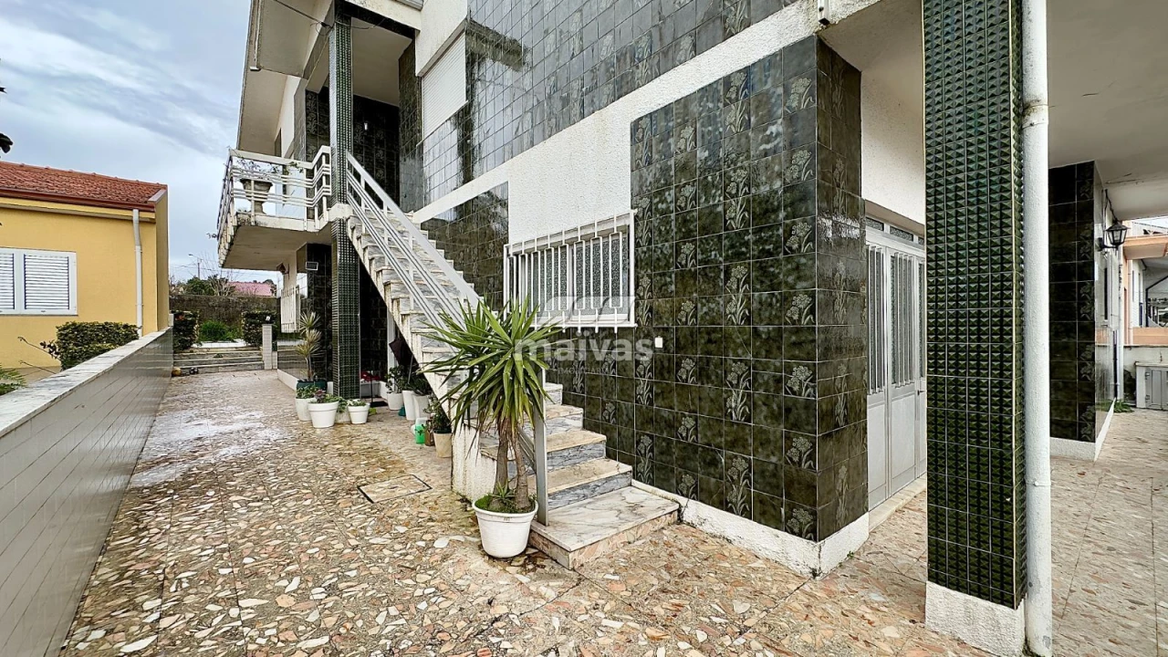 Moradia T4 para Venda em Custóias, Leça do Balio e Guifões Foto 2