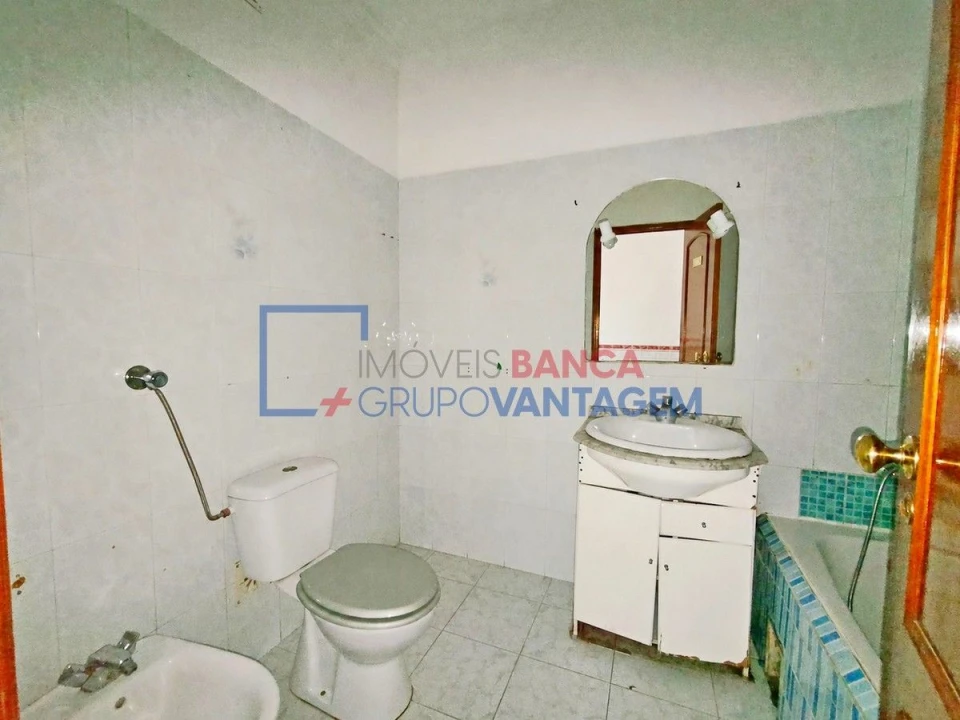 Apartamento T2 para Venda em Algueirão-Mem Martins Foto 12