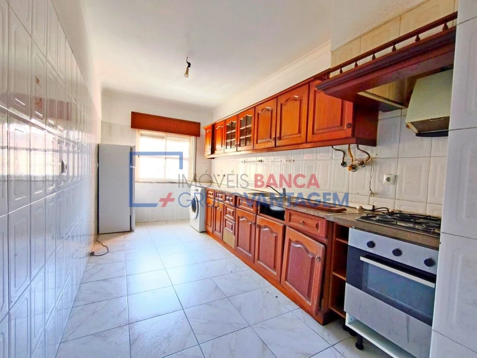 Apartamento T2 para Venda em Algueirão-Mem Martins Foto 13