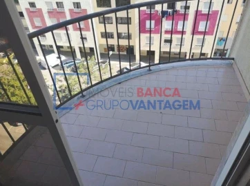 Apartamento T2 para Venda em Algueirão-Mem Martins