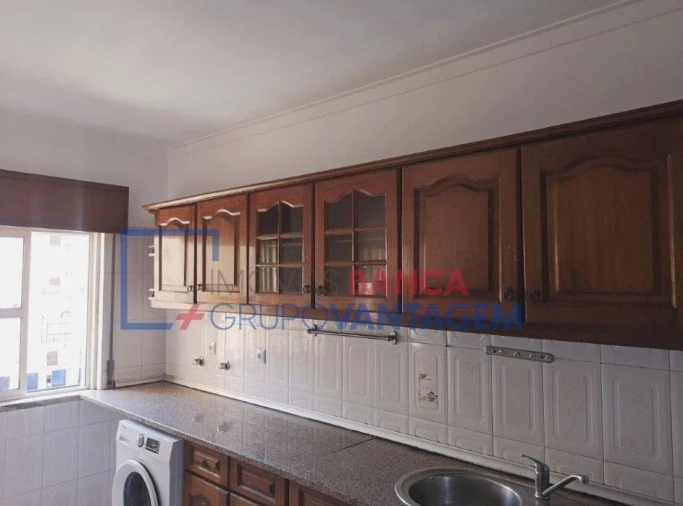 Apartamento T2 para Venda em Algueirão-Mem Martins Foto 13