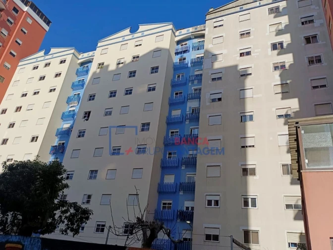 Apartamento T2 para Venda em Algueirão-Mem Martins Foto 22