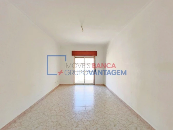 Apartamento T2 para Venda em Algueirão-Mem Martins Foto 11