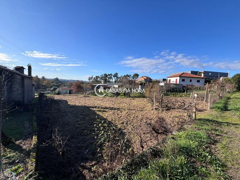 Terreno para Venda em Mundão Foto 1