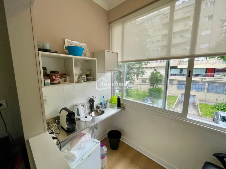 Loja para Arrendamento em Braga (São José de São Lázaro e São João do Souto) Foto 10