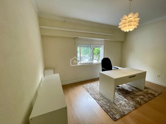 Loja para Arrendamento em Braga (São José de São Lázaro e São João do Souto) Foto 22