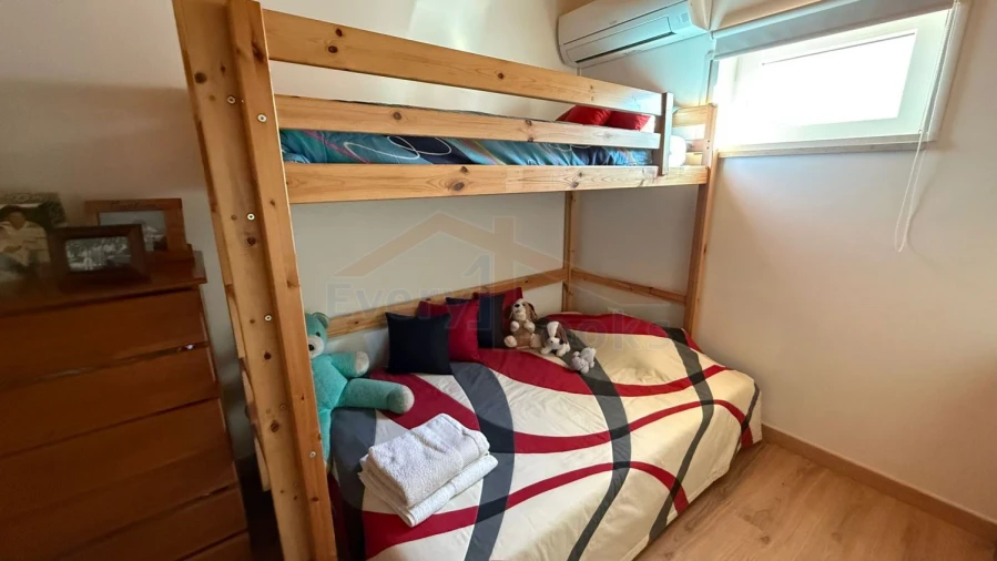 Moradia T2 para Venda em Olho Marinho Foto 10