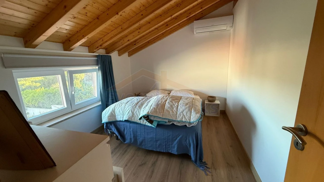 Moradia T2 para Venda em Olho Marinho Foto 9