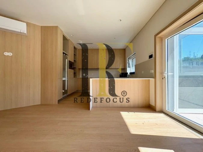 Apartamento T2 para Venda em Fânzeres e São Pedro da Cova Foto 5